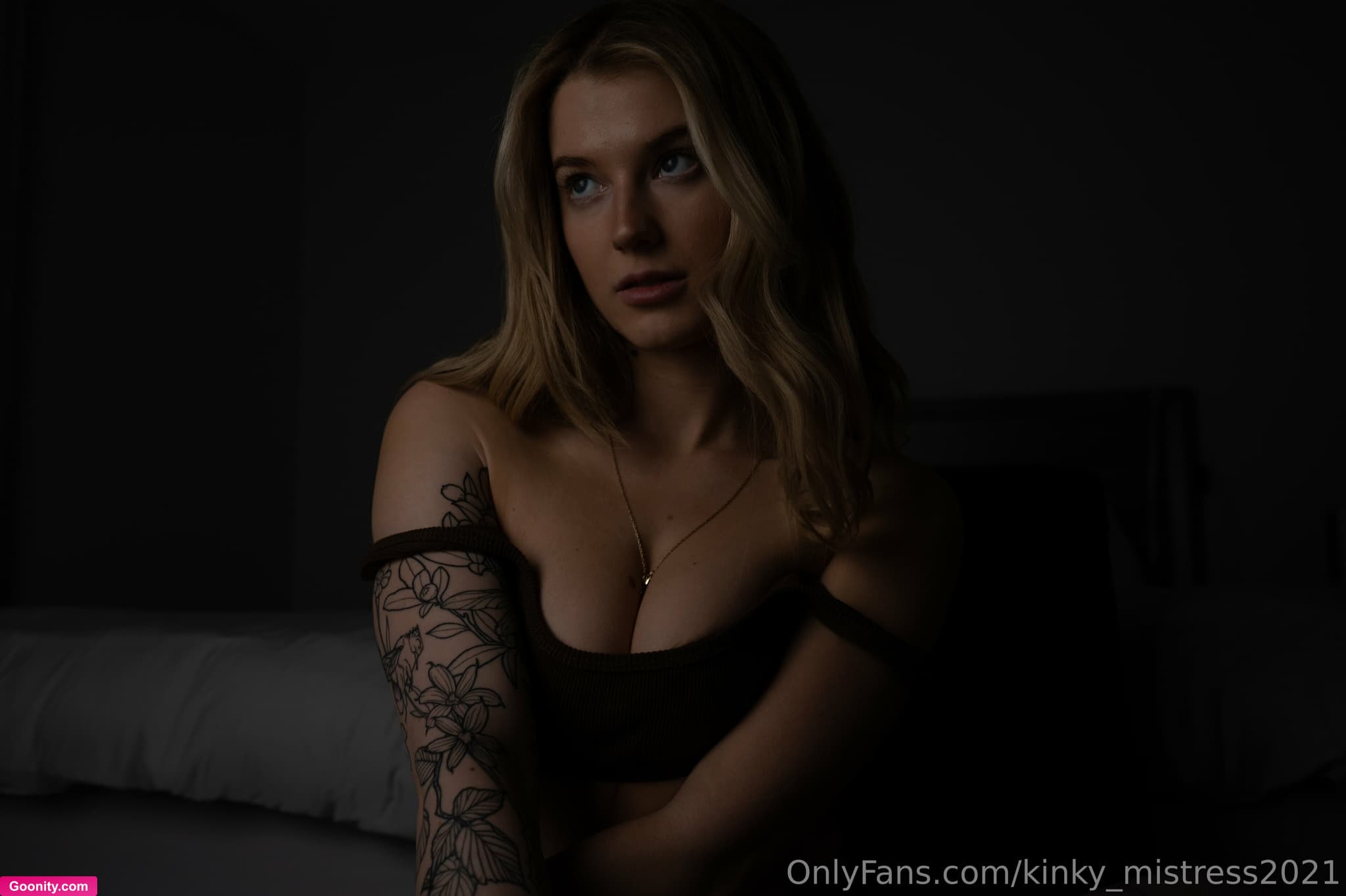 kinky_mistress on OnlyFans - Here's some portrait shots of me :)