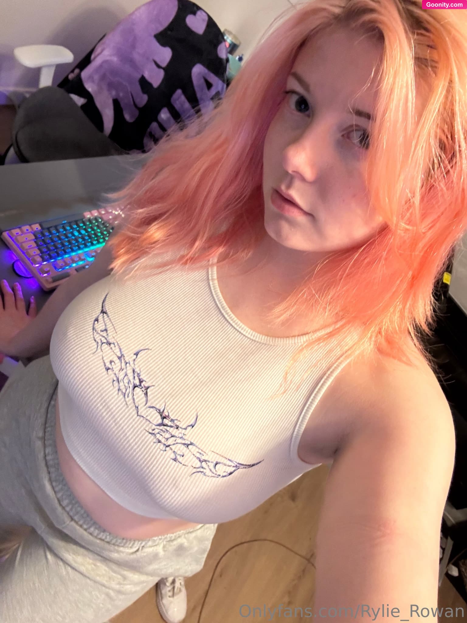 Rylie Rowan on OnlyFans - Photo 107