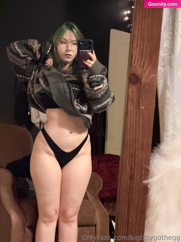 Big Titty Goth Egg on OnlyFans - Photo 743