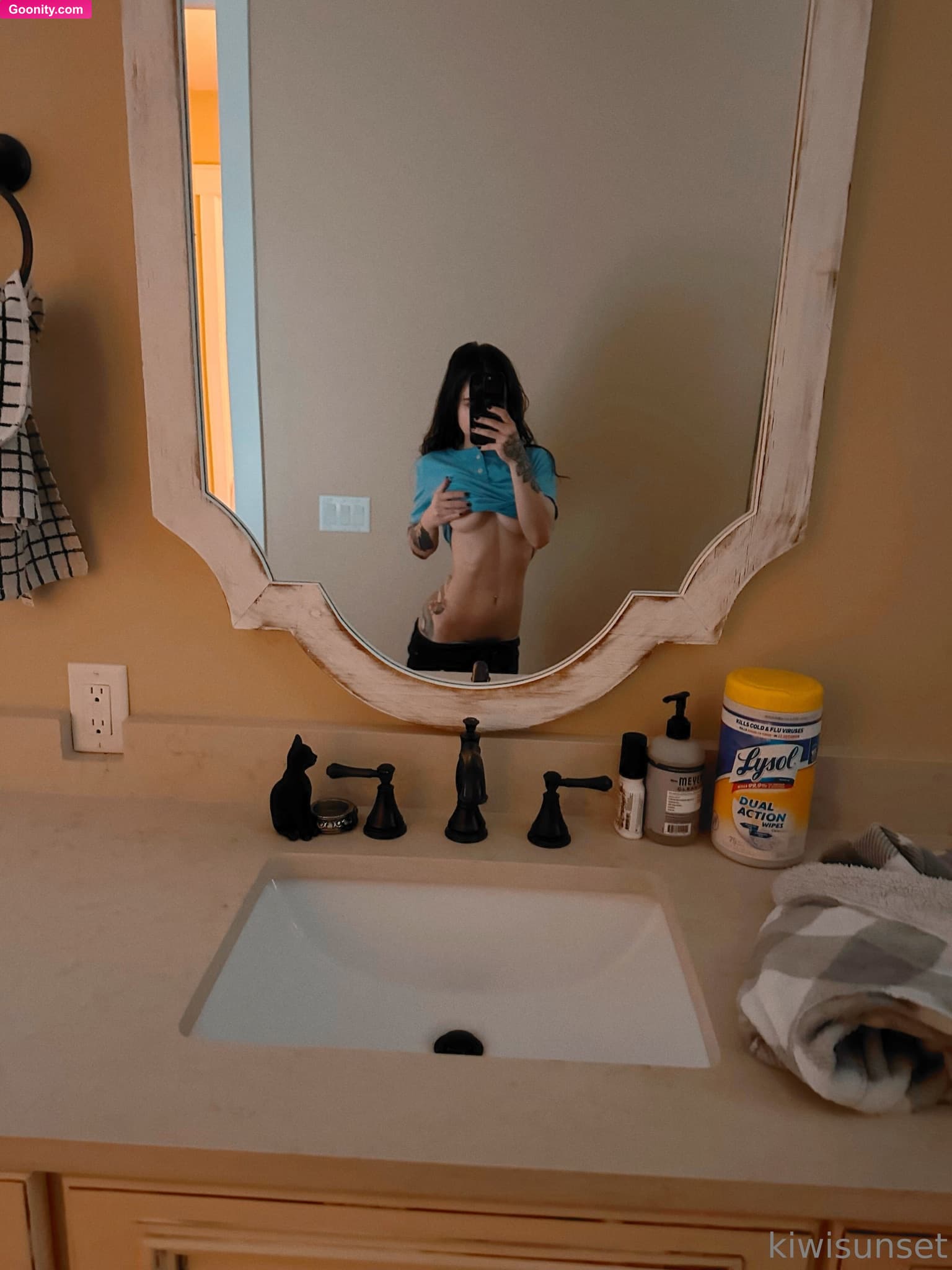 Kiwi Sunset on OnlyFans - belly lovers rise 🙏