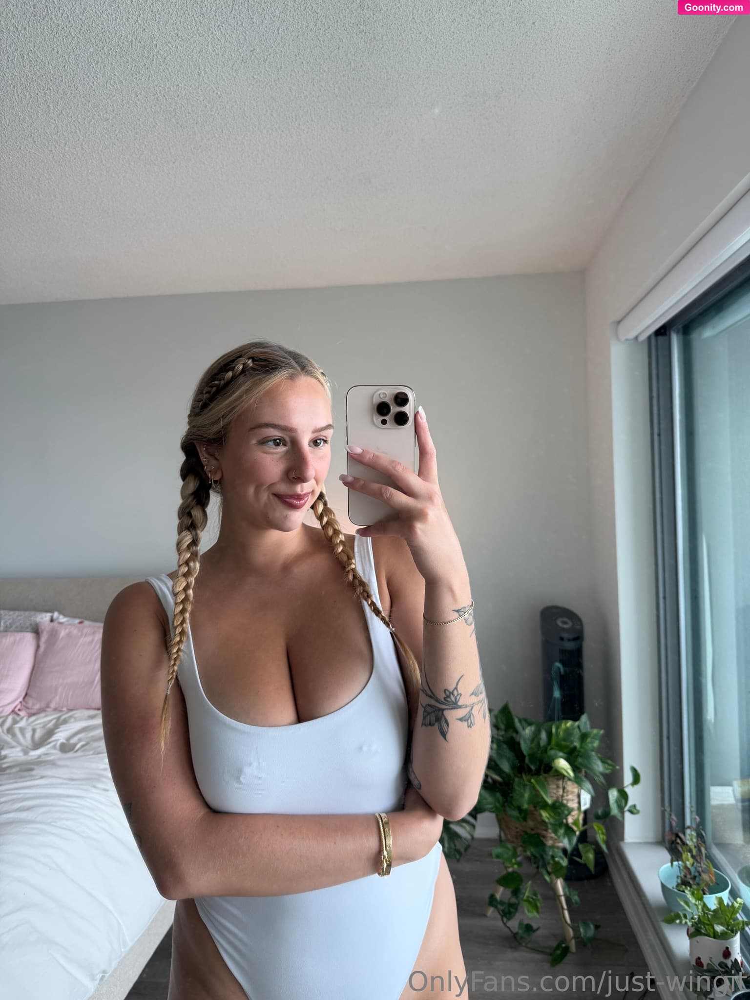 Just wingit on OnlyFans - Imagine me bouncing my tits in the mirror while you fuck me 😈