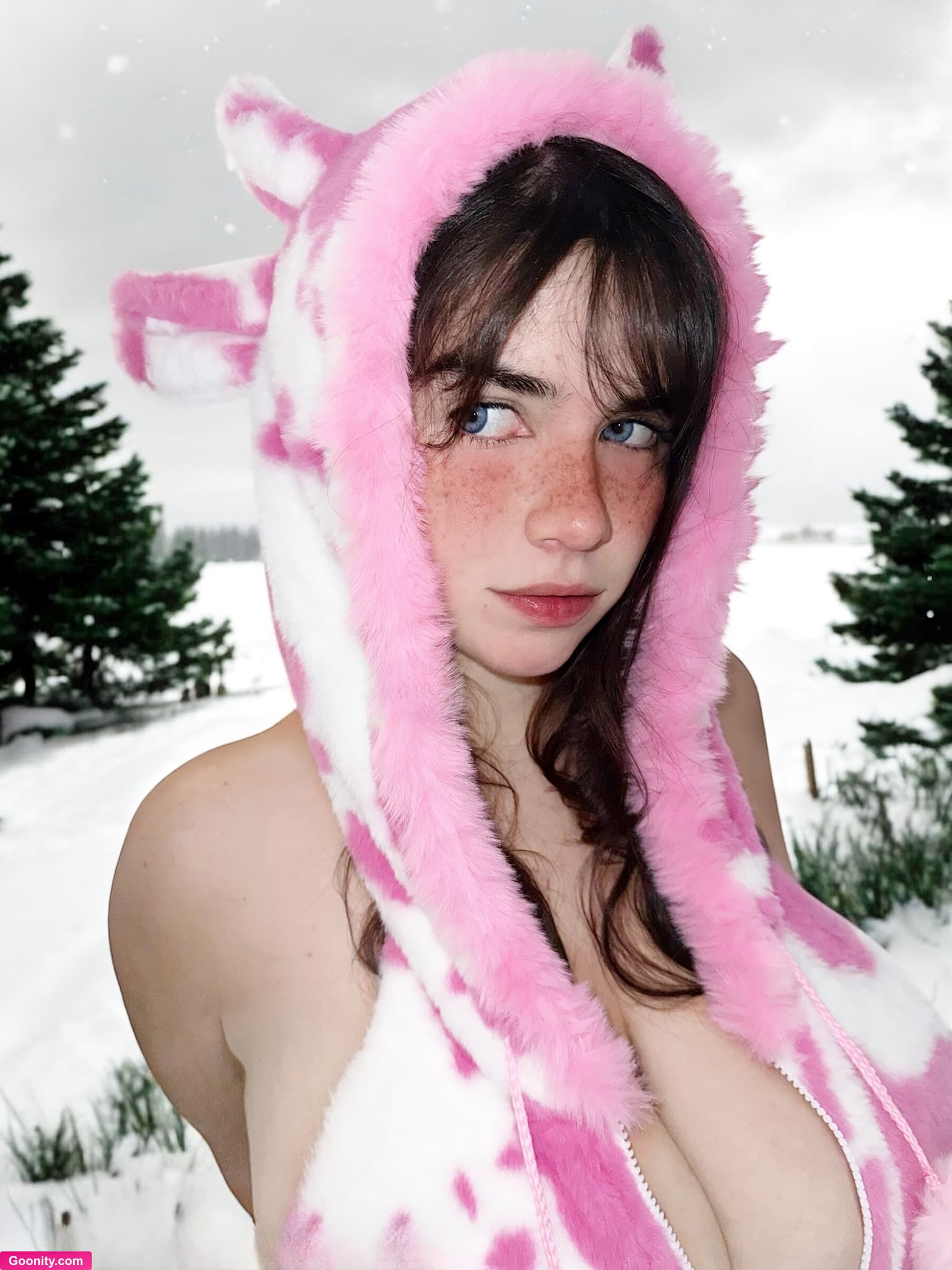 Sara Bustani π on OnlyFans - Photo 390