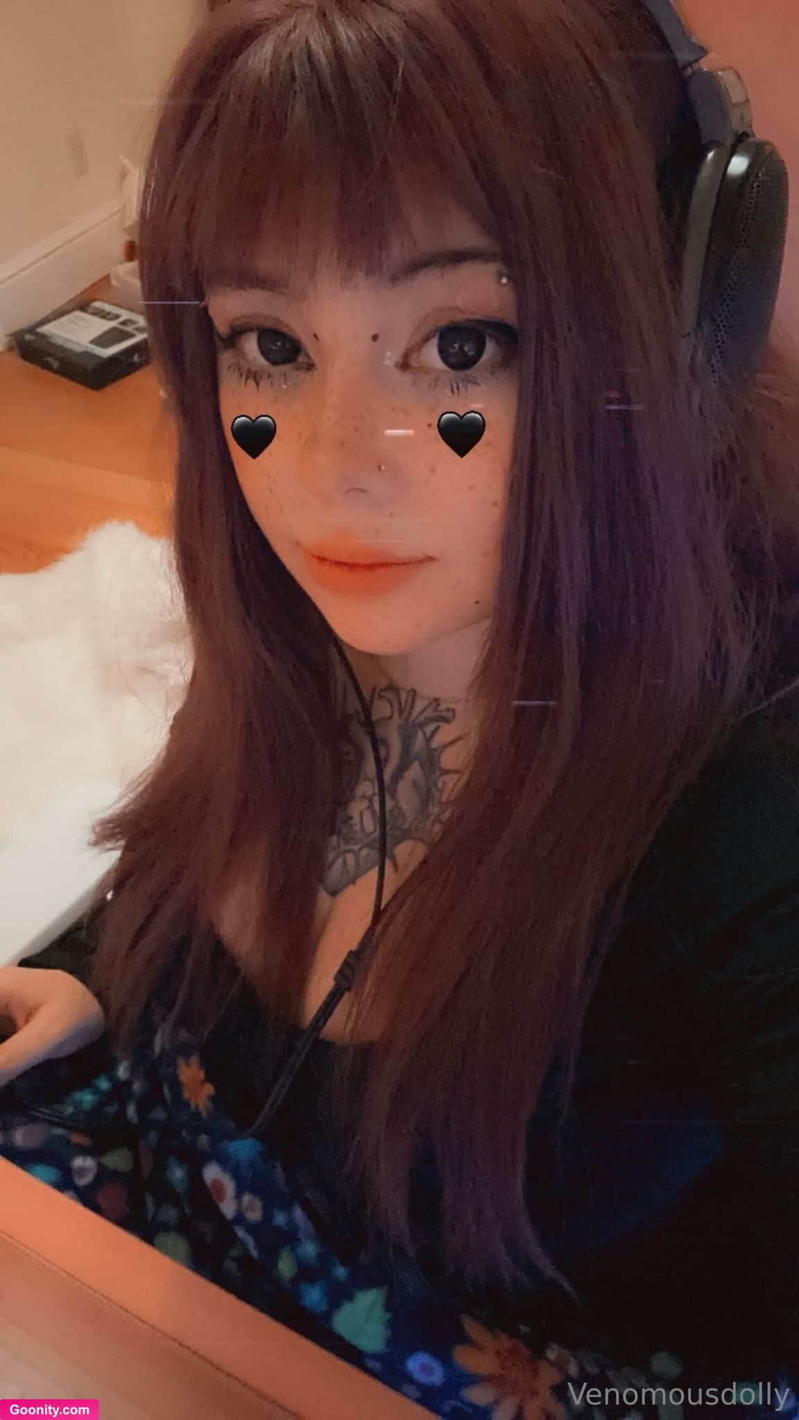 venomous dolly 🖤 on OnlyFans - Got some for some nerding with me? :3