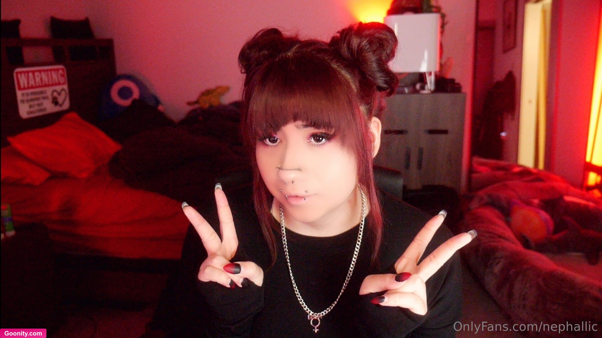 Nephallic ⚧ on OnlyFans - I've got some new selfies for y'all today! Working on finding time to record some content in my new dog bed :3