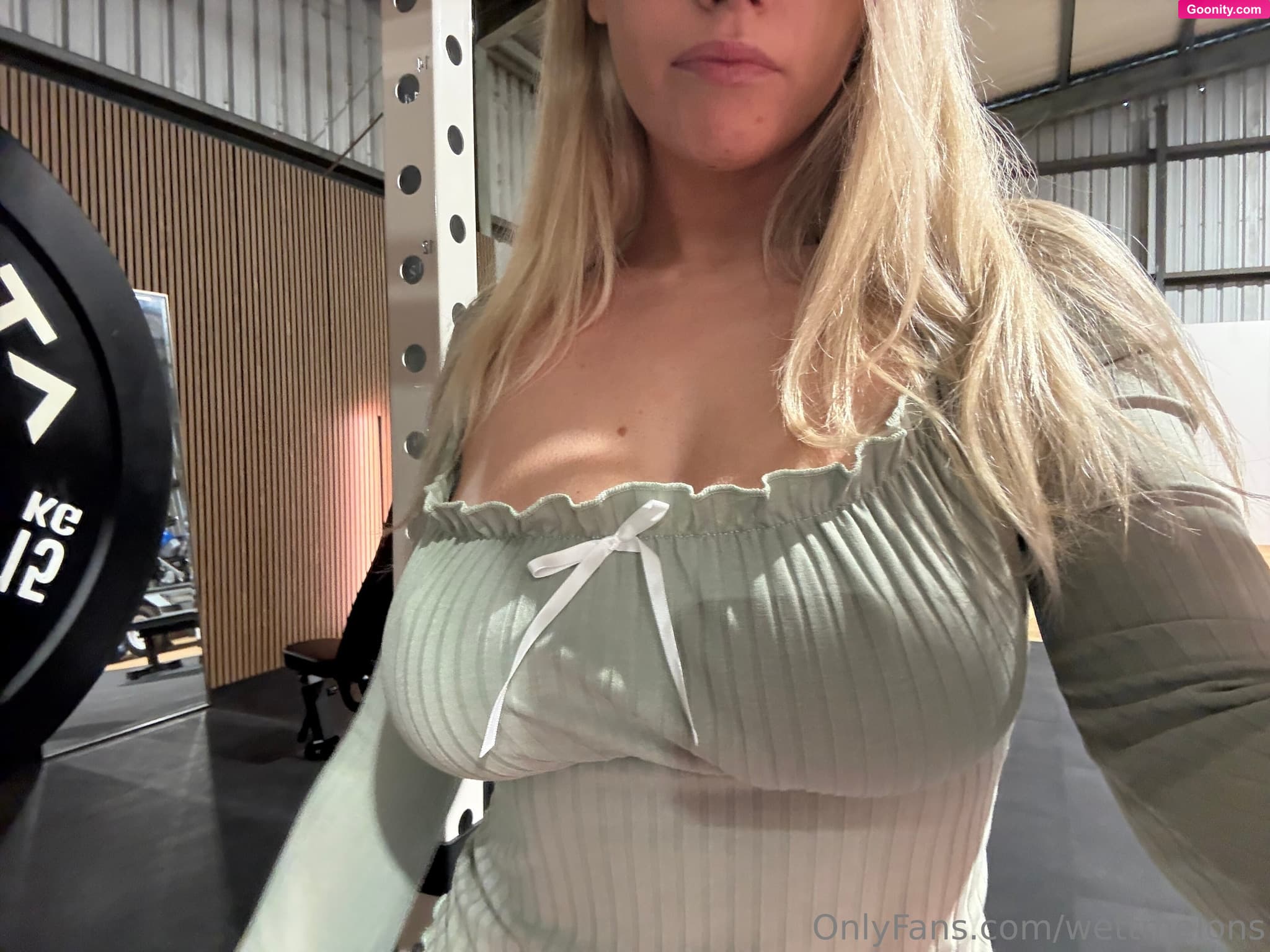 Wettmelons on OnlyFans - you better be free tonight! 😘
