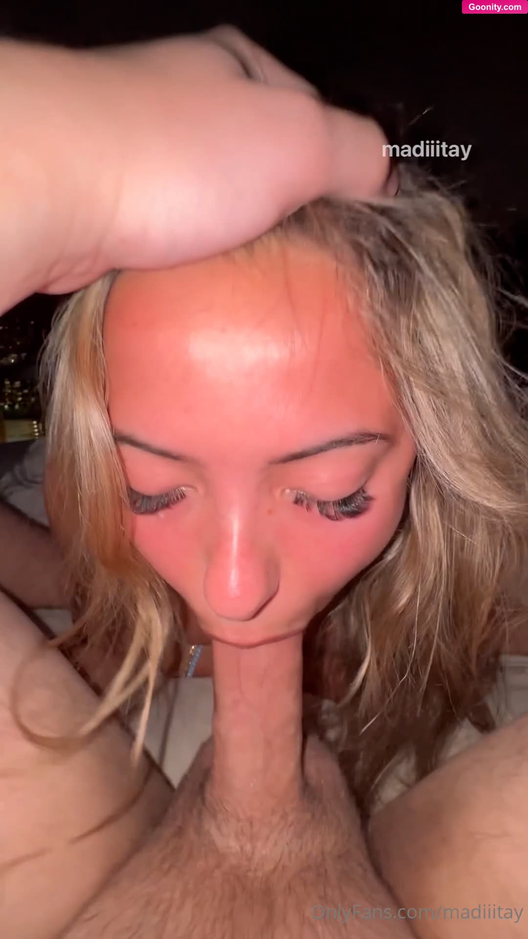Madi on OnlyFans - Photo 54