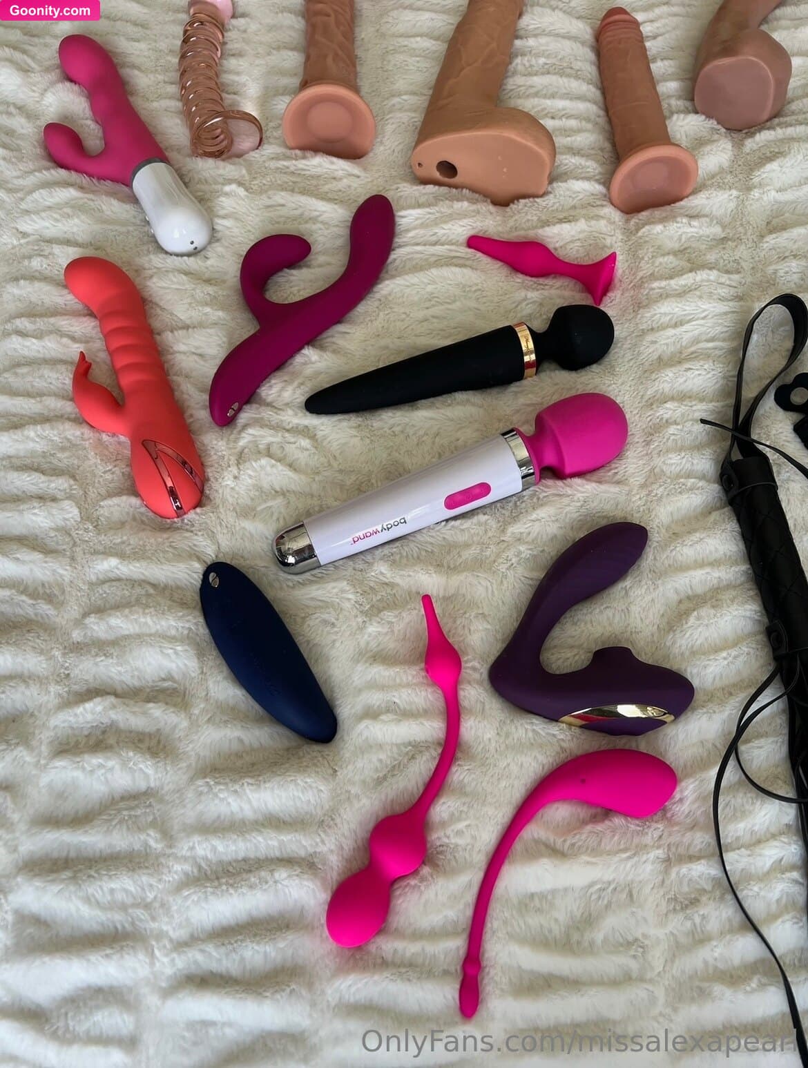 Mama Alexa on OnlyFans - Going into the New Year with a Pleasureful SALE makes me happy 😊 😈 Induldge in one of my favorite toys from my collection! All dildos - $125 Whips - $55 Vibrators/Vibrating Dildos - $150 Anal toys - $100 Cuffs - $25 Send zipcode for full price including shipping ❤️ Ask me about a bundle deal ✨