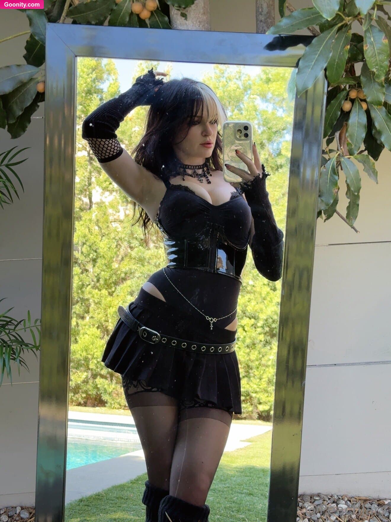 PeachJars on OnlyFans - if you tip $10 I’ll send you the better pictures I took in t..