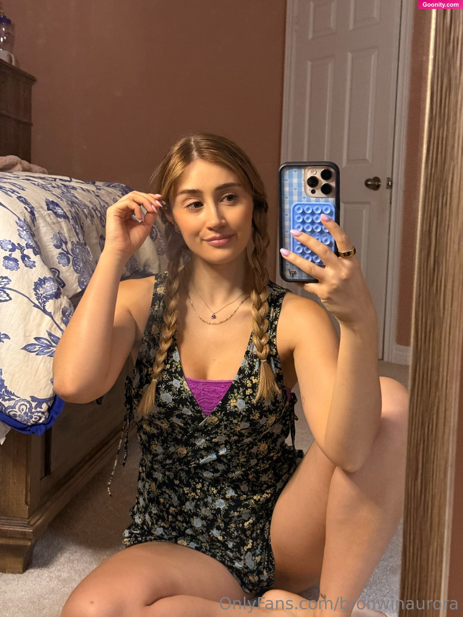 Bronwin Aurora on OnlyFans - Can I wrap my legs around you tonight?