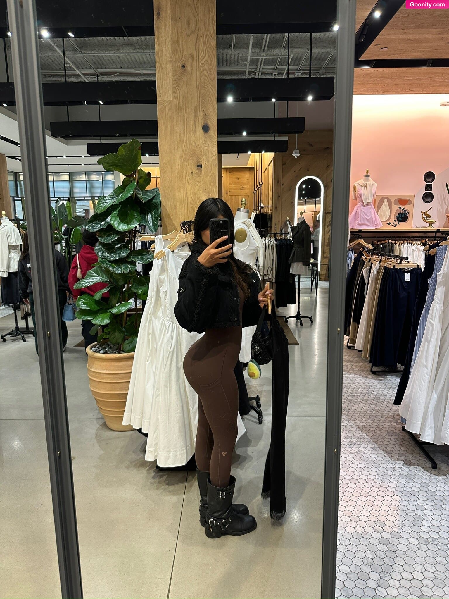 Janet on OnlyFans - Photo 7