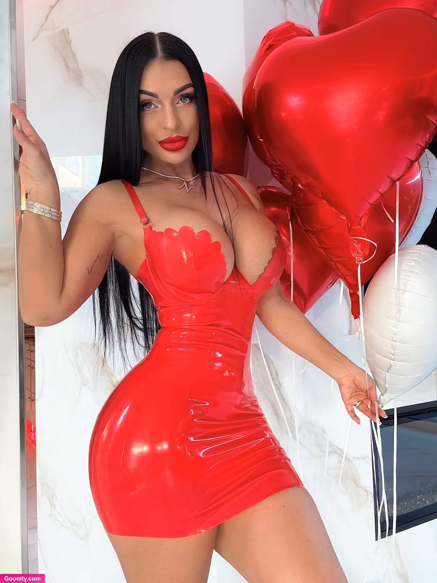 Nadine Kerastas on OnlyFans - Photo 22