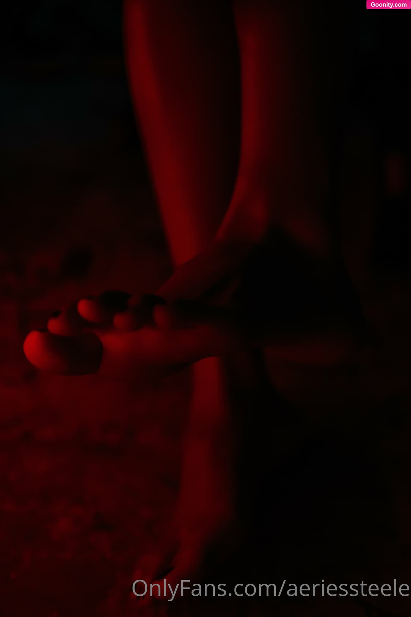 Aeries Steele on OnlyFans - KEEP AN EYE ON DMS FOR NEW VIDEO! ENJOY THE FEET PICS ASWELL!