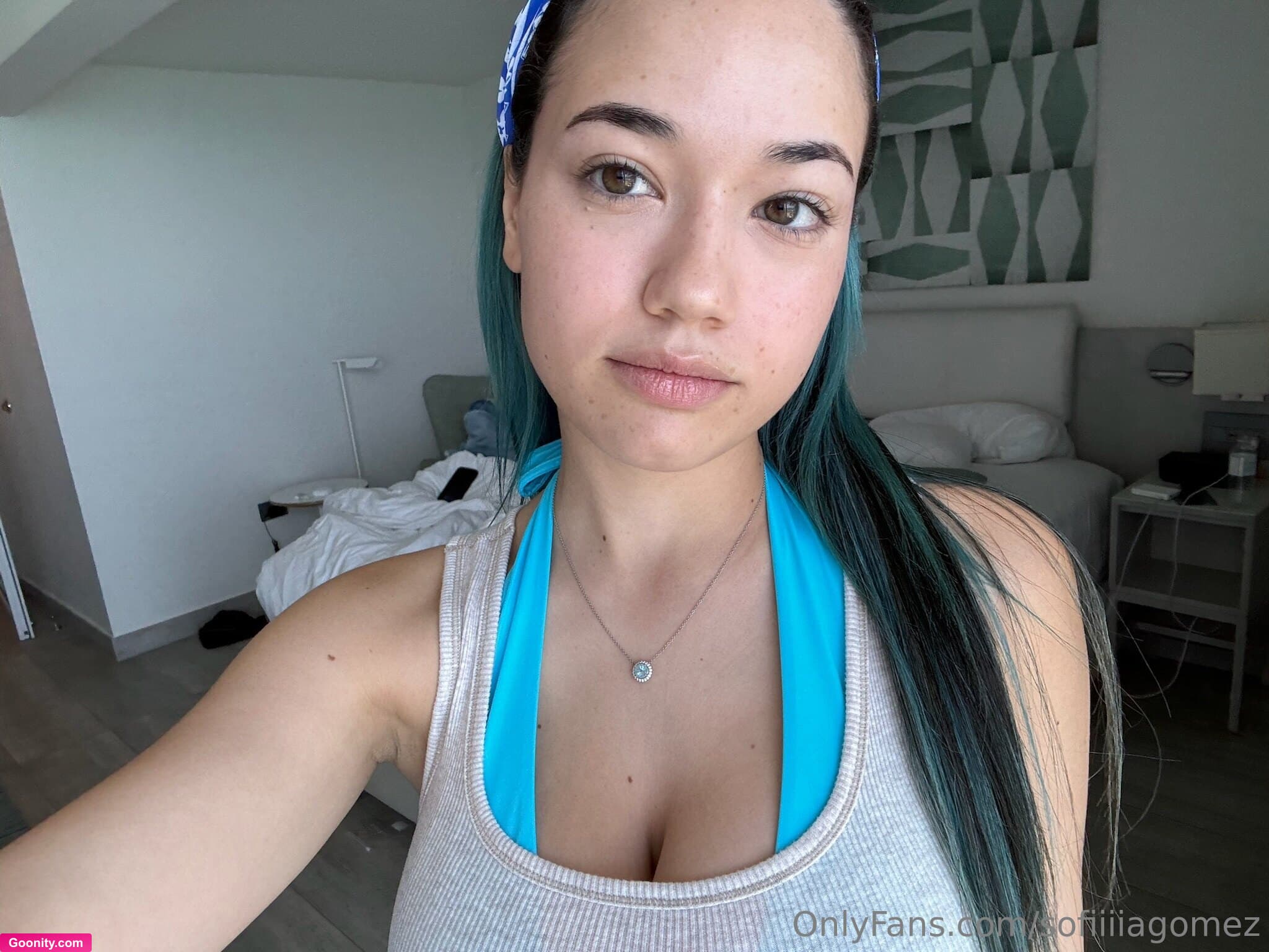 sofia gomez on OnlyFans - felt cute so hi