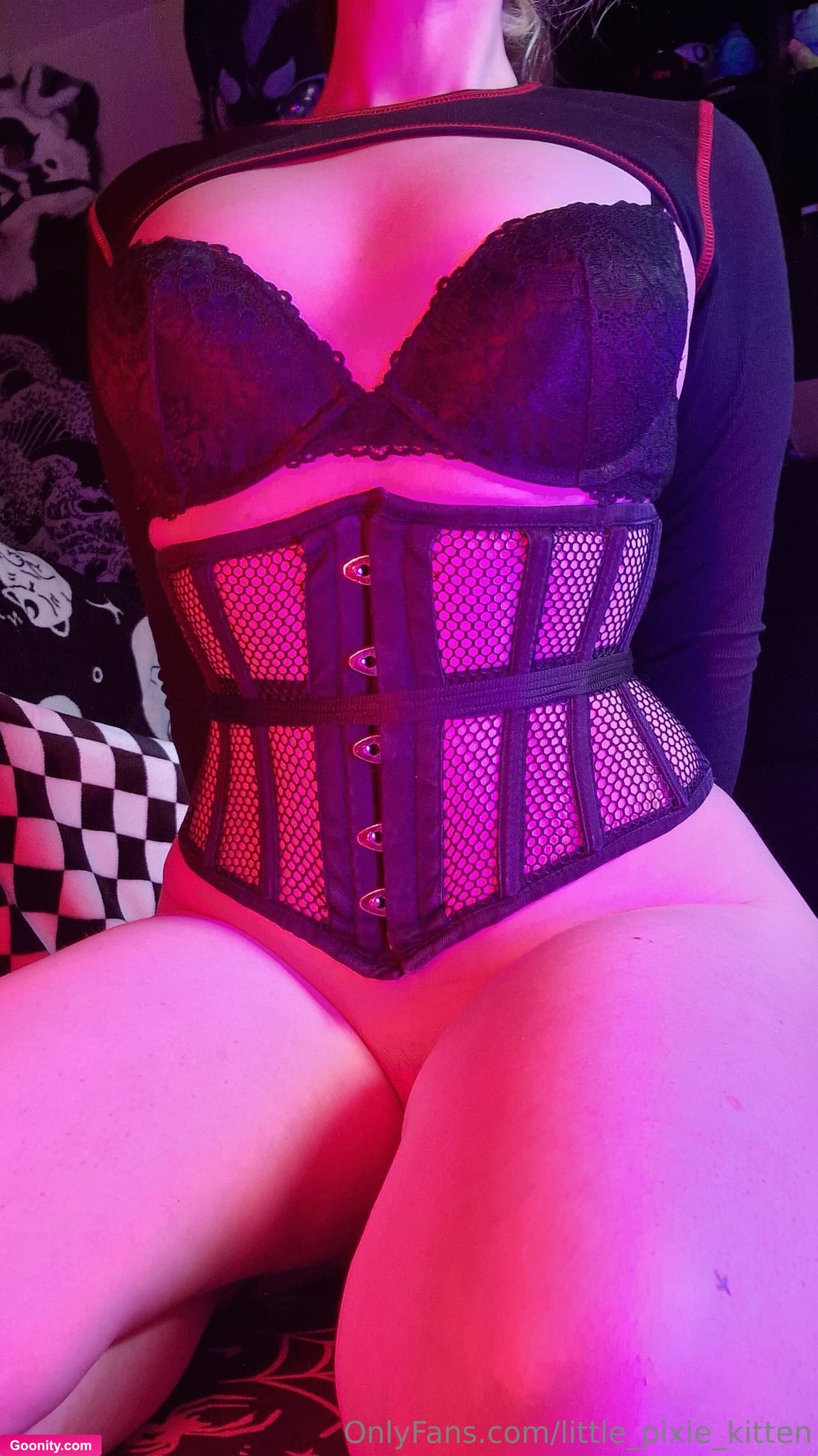 lilpixiekitten on OnlyFans - Hey ♥️