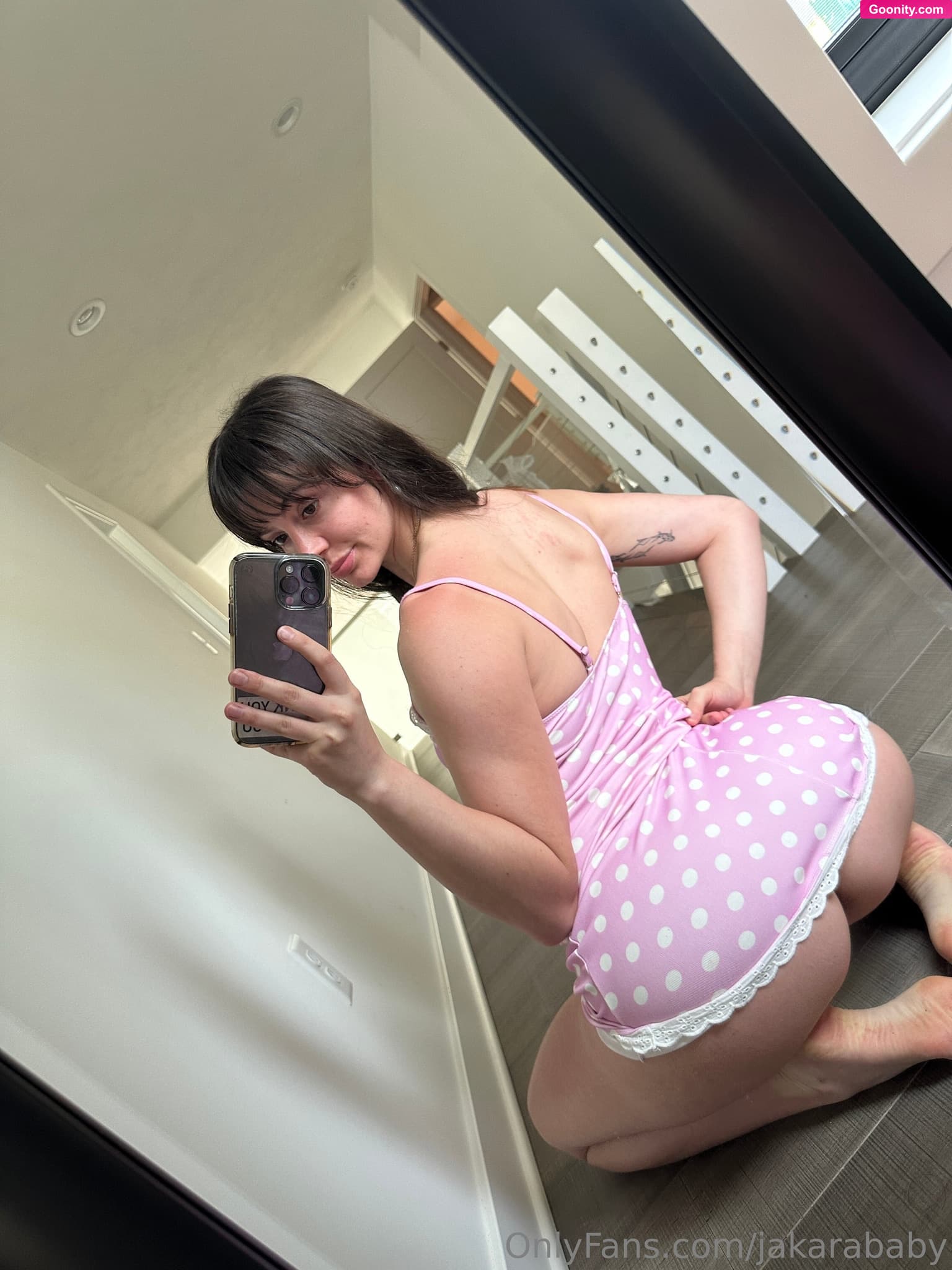 Athena 🖤 on OnlyFans - I need new video game suggestions💕