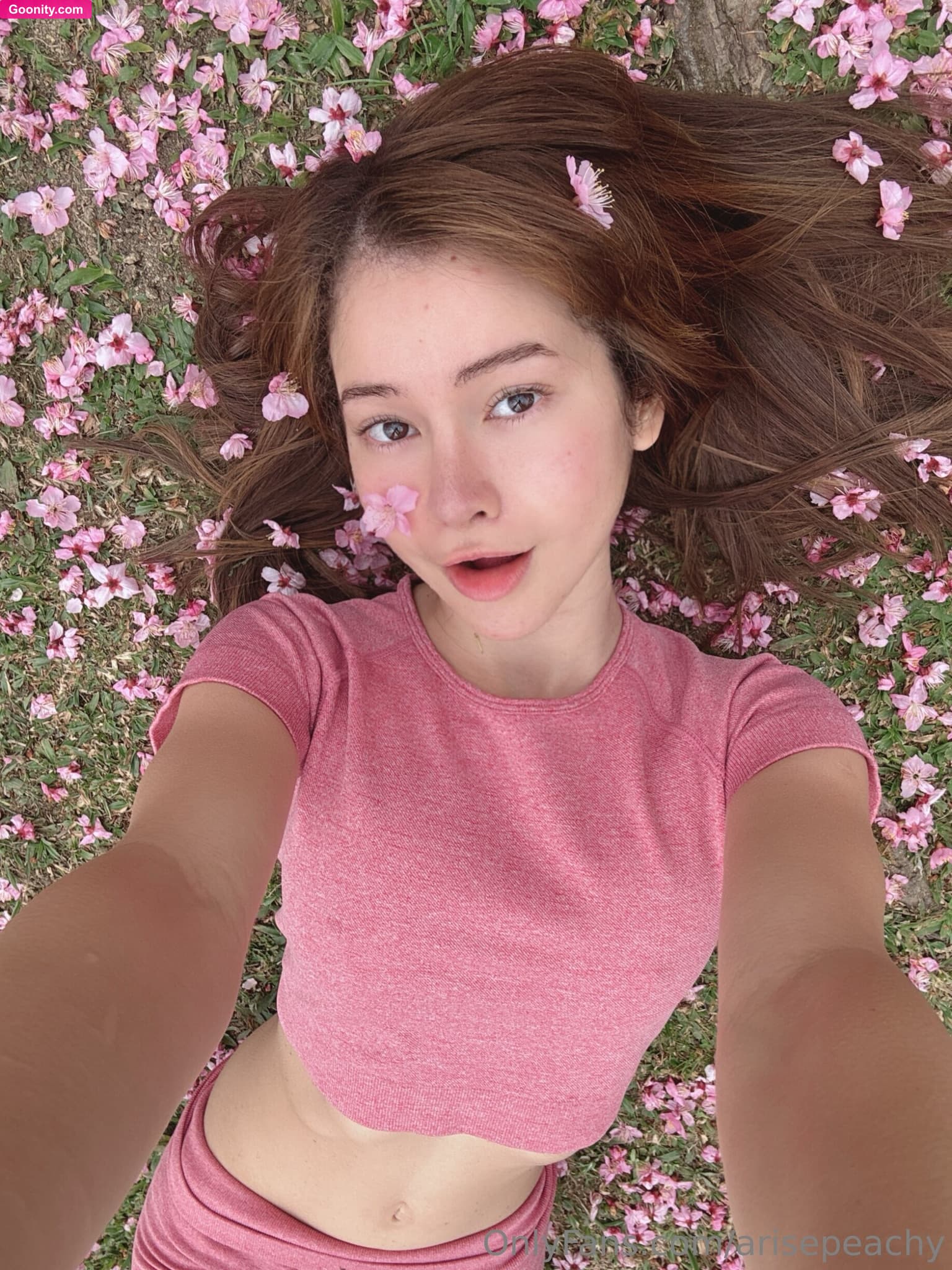 Arise Peachy π on OnlyFans - Your girl, all in bloom πΈ