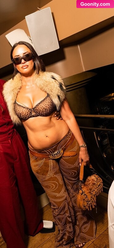 Yesjulz on OnlyFans - Photo 376