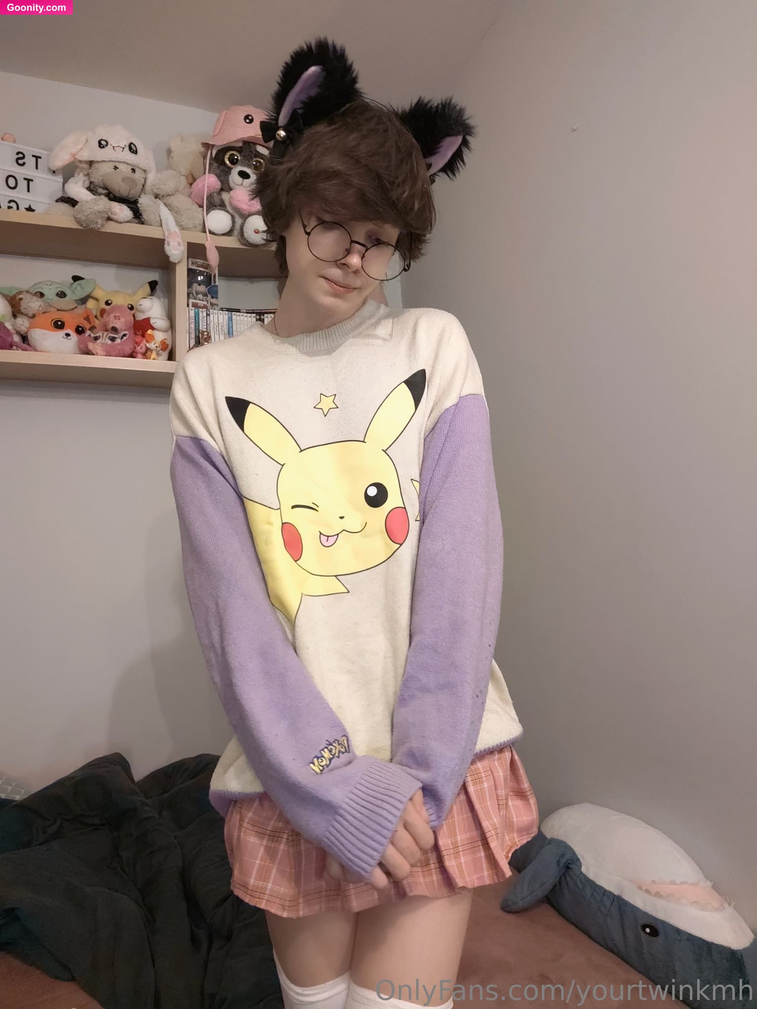 YourTwink on OnlyFans - Wanna put it in your mouth? I might cum though:3