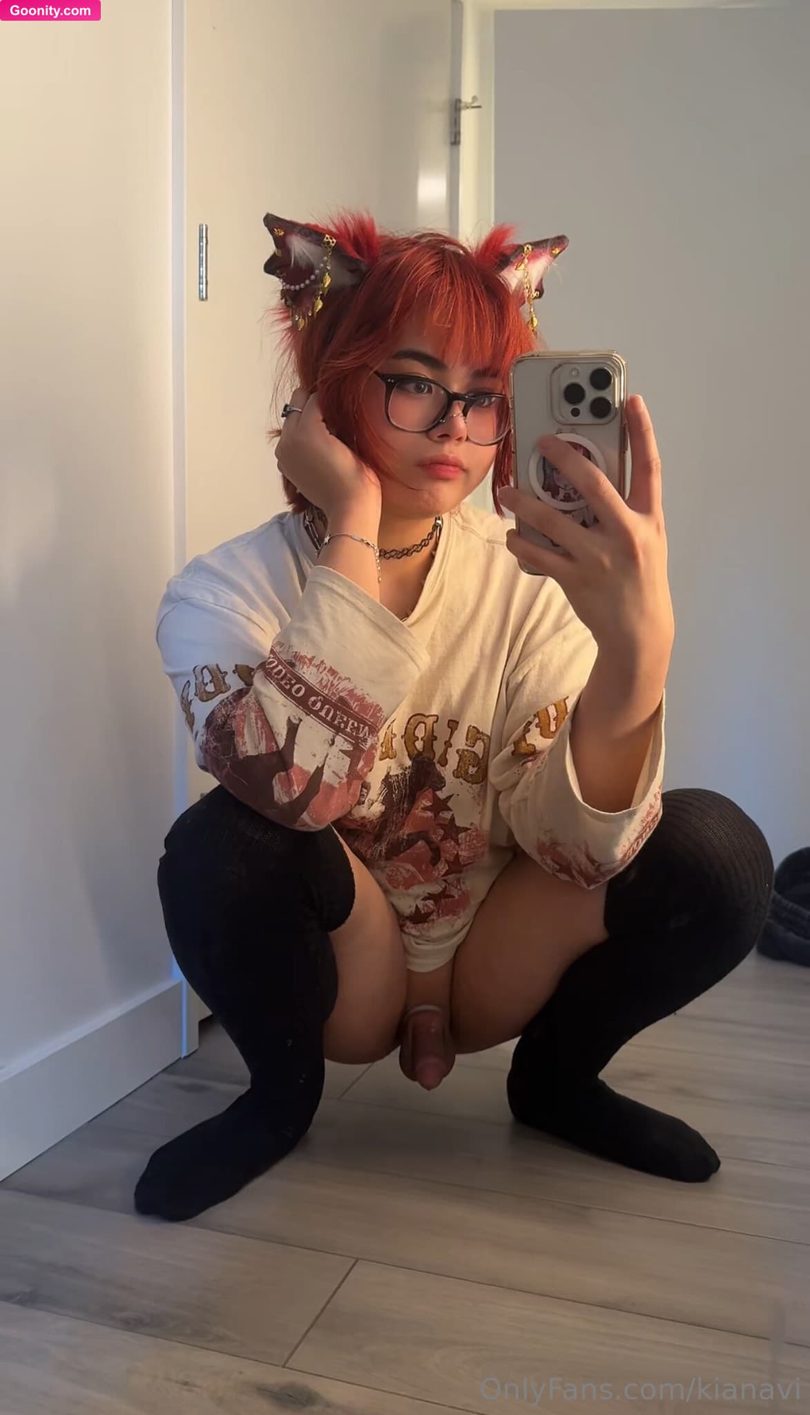 Kiyana Vi on OnlyFans - just a lonely kitty waiting for her master.. my bussy is pul..