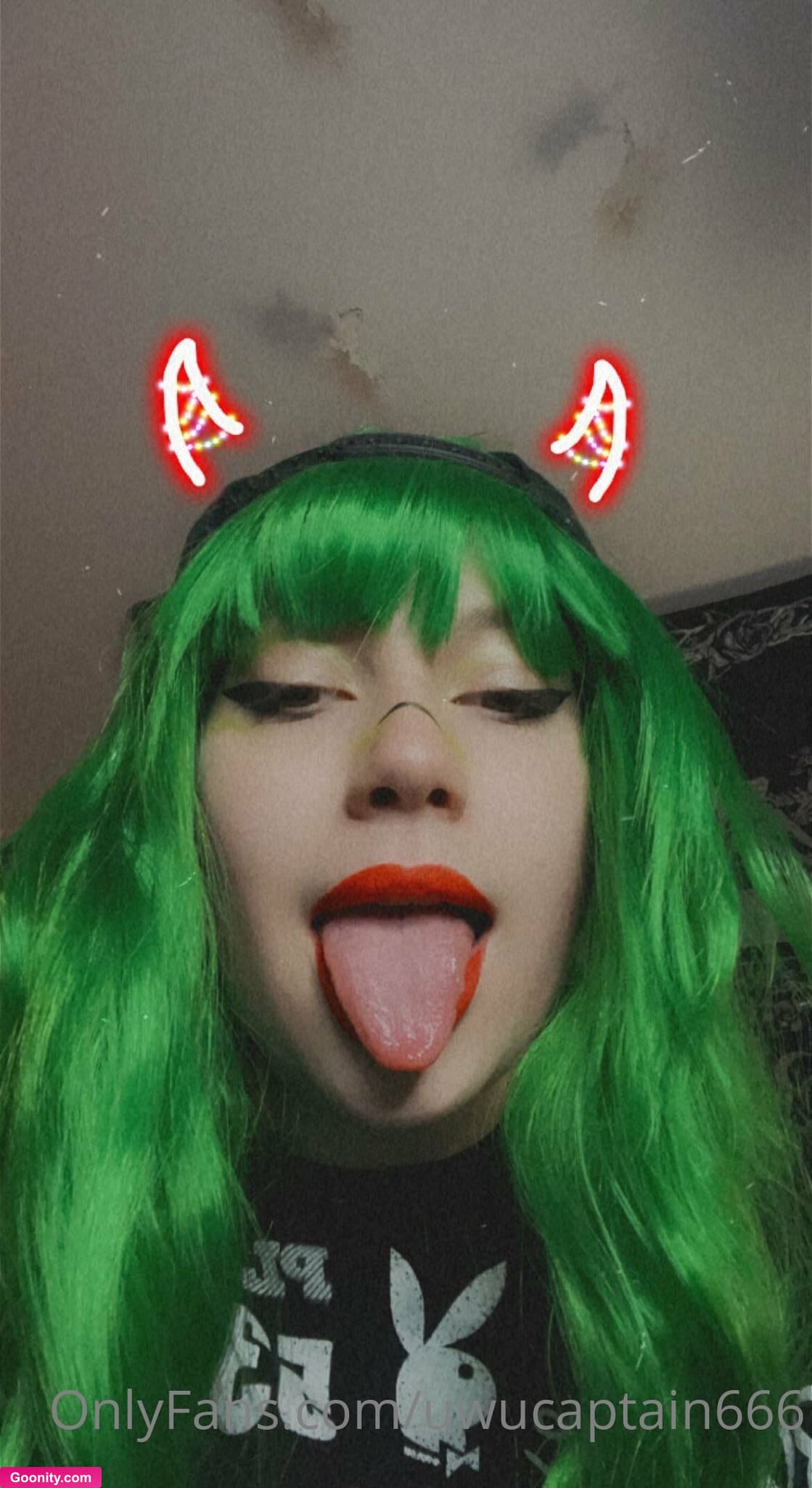 Touki00 on OnlyFans - Grrr 😡