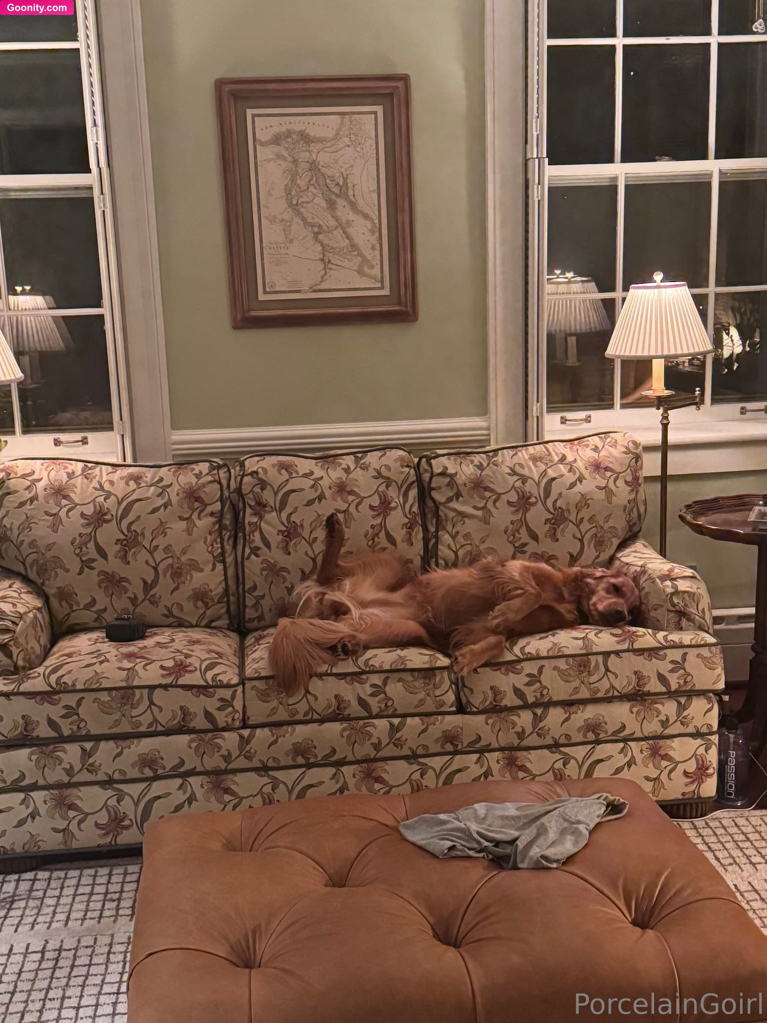 Rosealine on OnlyFans - sooo sleepy 😂