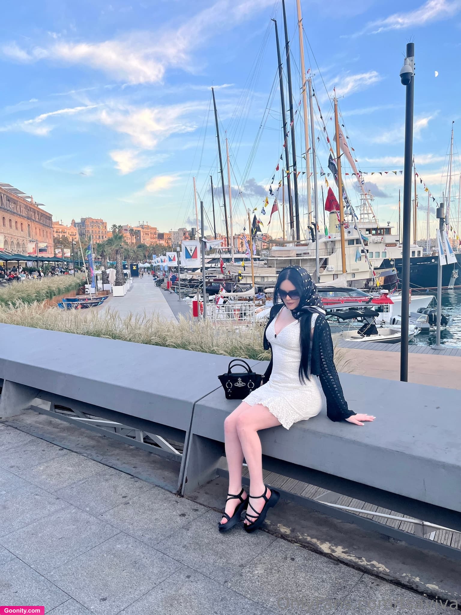 TSAVIVA on OnlyFans - Something a little different ☺️ I enjoy showing you guys mor..
