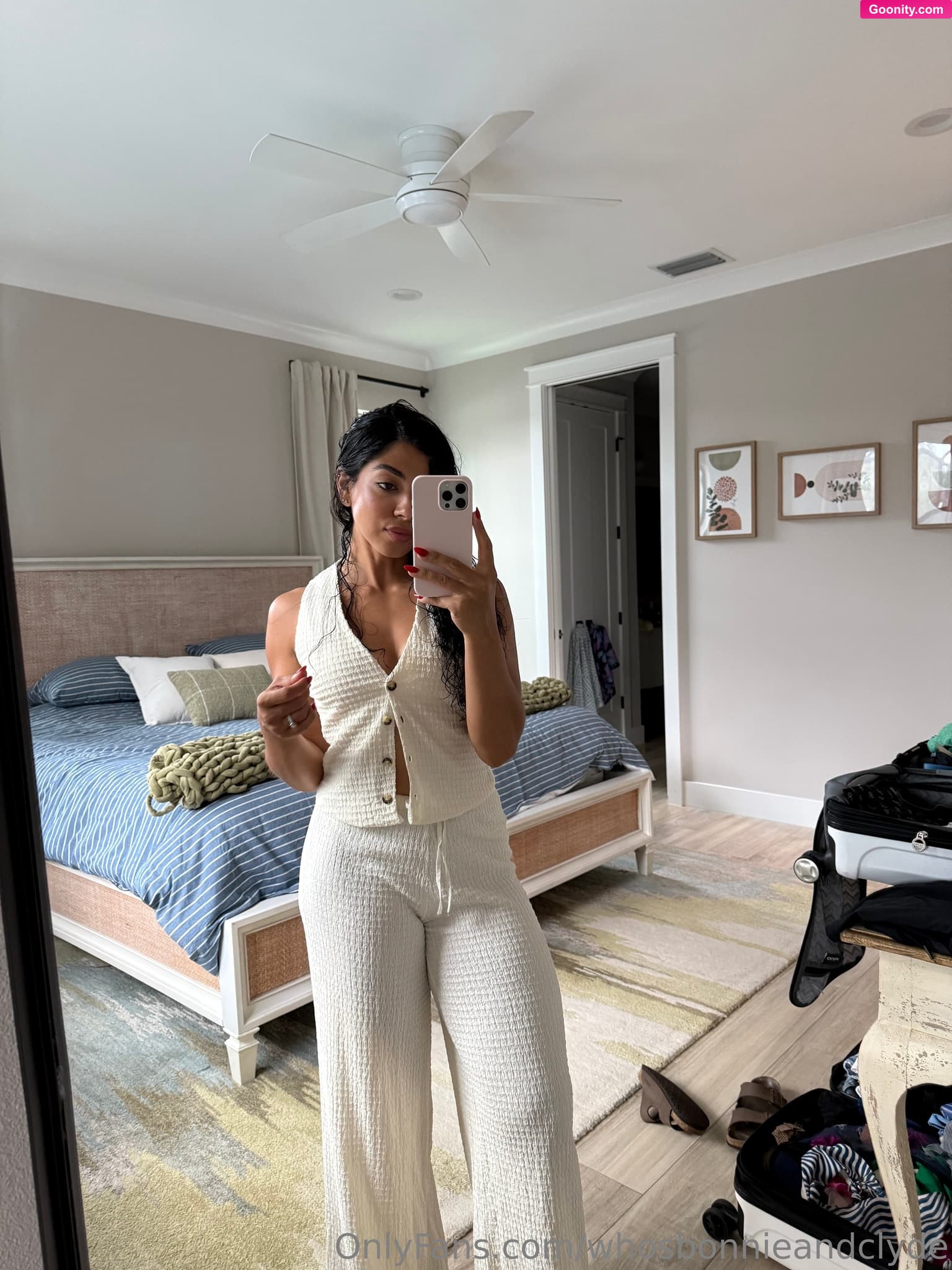 Bonnie&Clyde on OnlyFans - With or without clothes