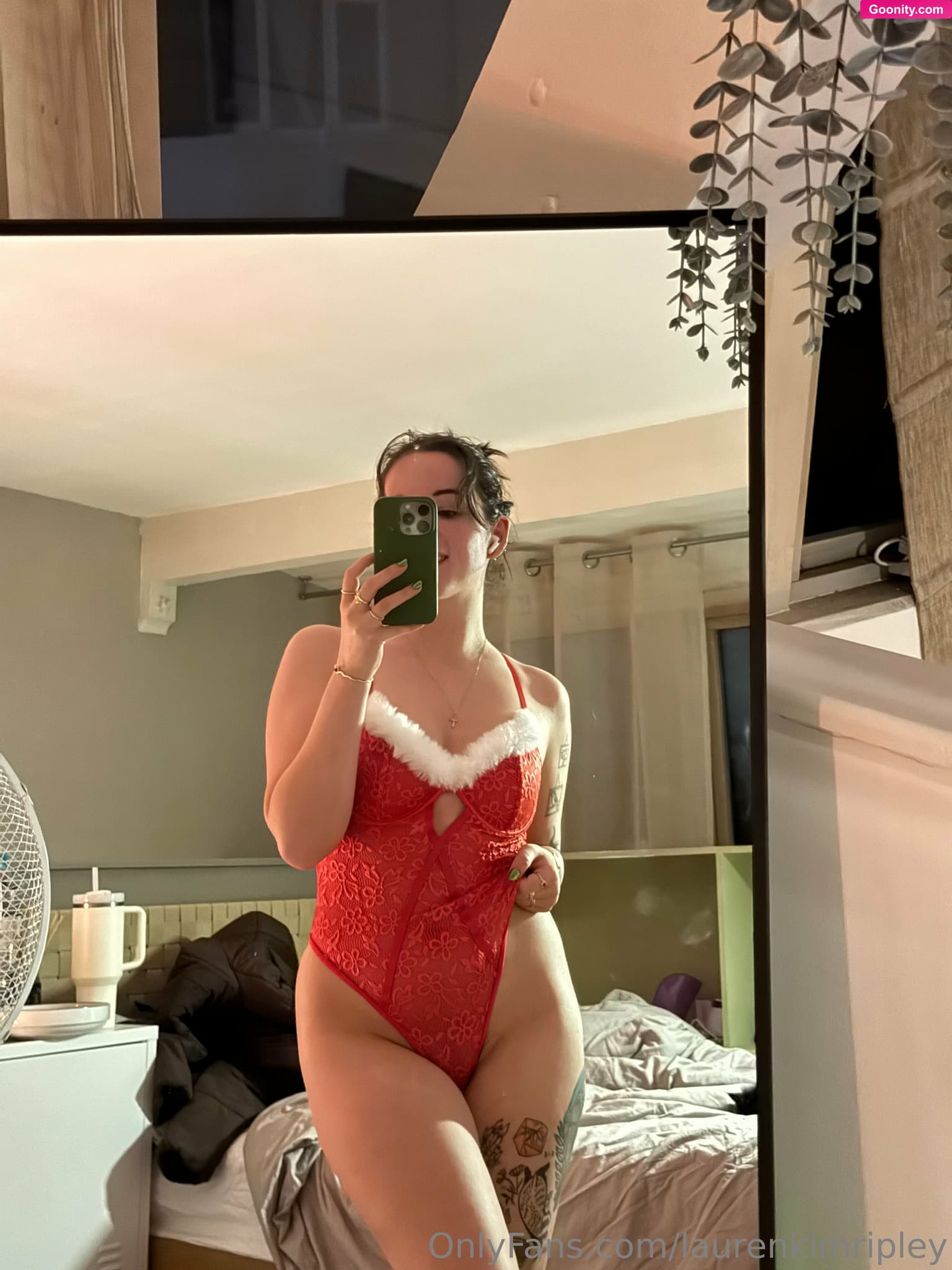 Laurenkimripley on OnlyFans - Let me sit on my knees and lick 👅