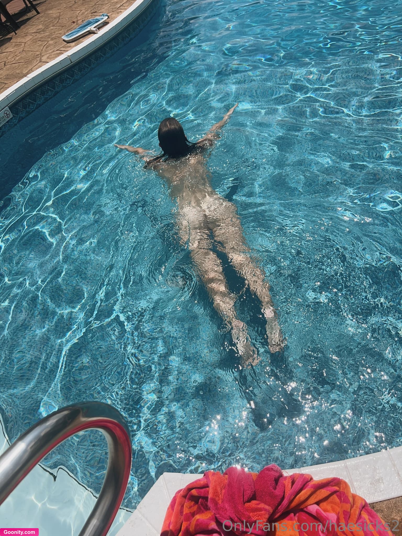 Haesicks on OnlyFans - First time skinny dipping 👀🐟🔫