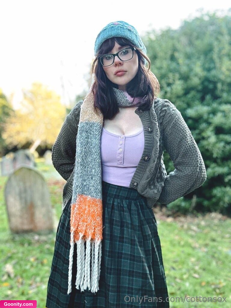 Alice CottonSox on OnlyFans - I took some pictures for you, I wanna write about them but I'm having some kinda writing funk right now. I want a pizza