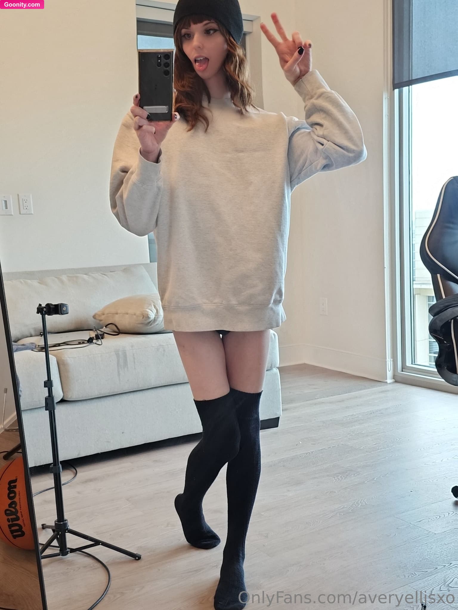 Avery Ellis on OnlyFans - can you guess what i'm recording soon? (hint is in picture 1)🥰