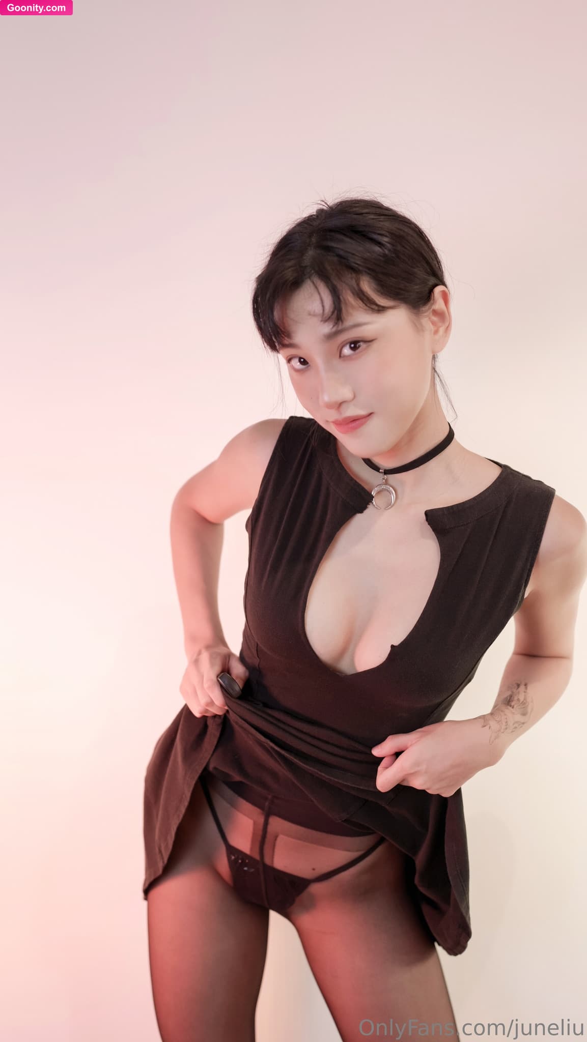 June Liu SpicyGum on OnlyFans - Flash! 📸