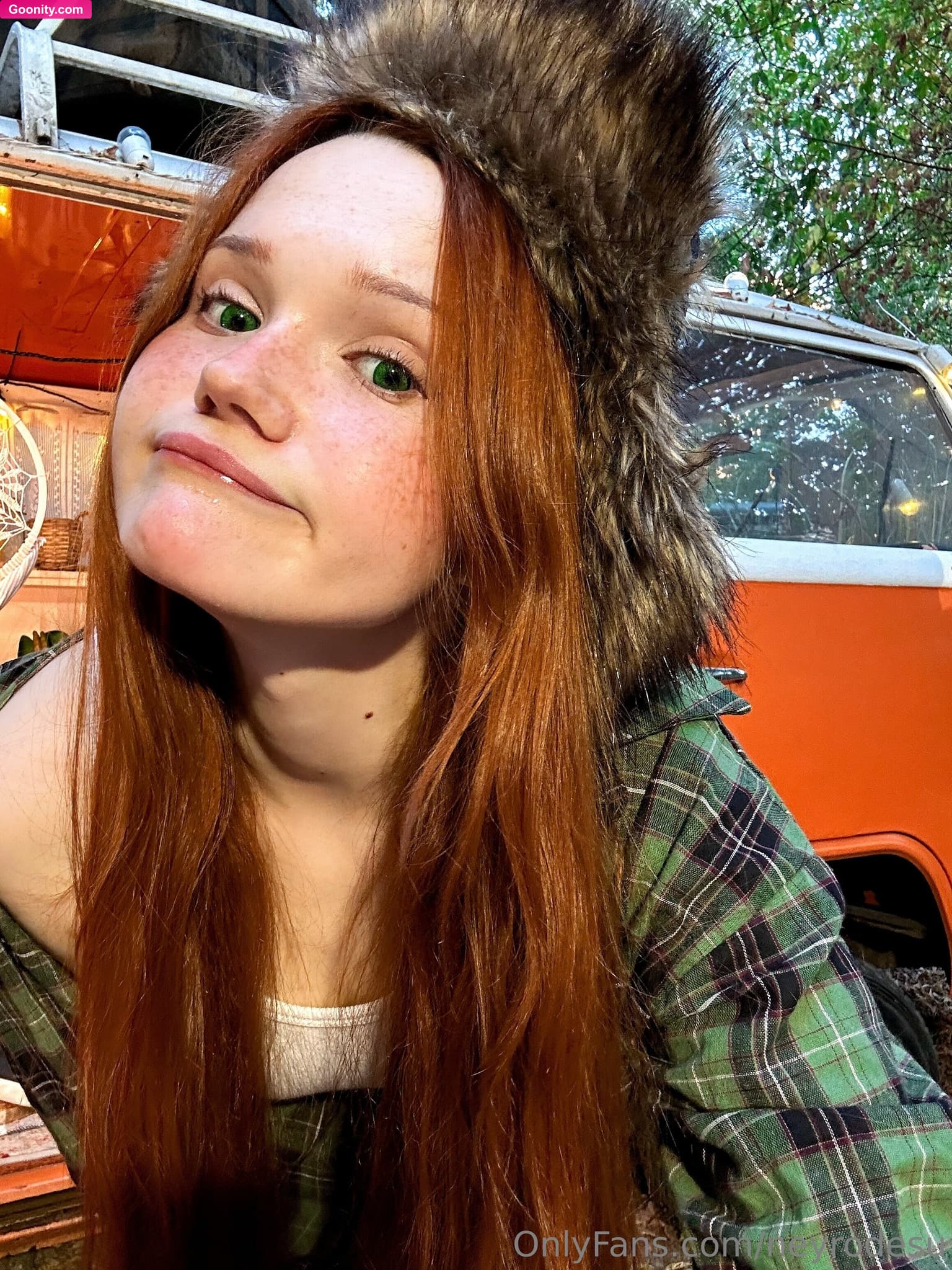 Ney on OnlyFans - Waiting for the warmth of spring to finally wrap me in it's embrace. Or will it be you? ☀️🌿✨
