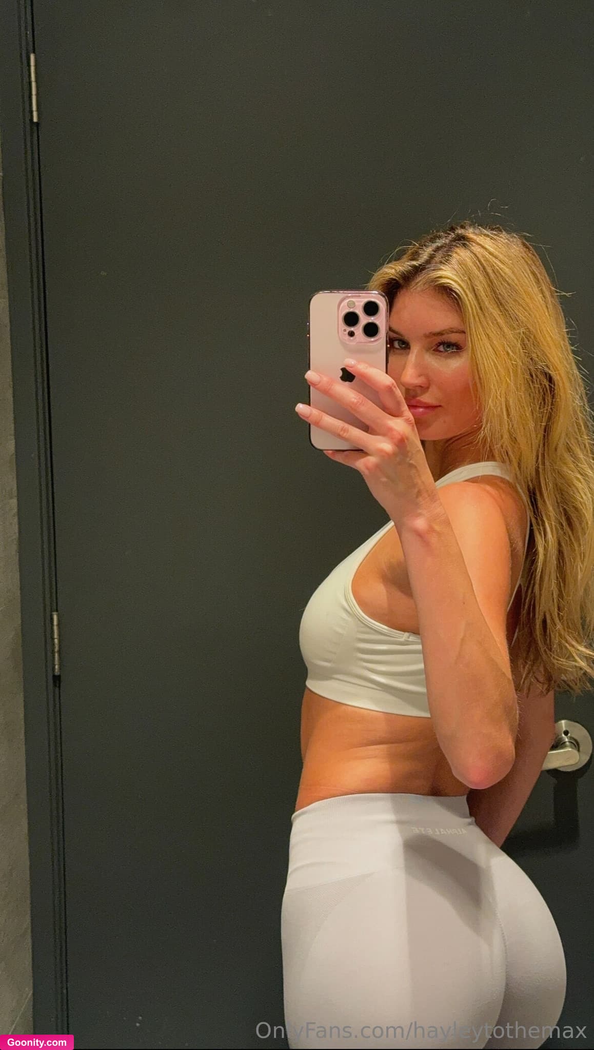 Hayley Maxfield on OnlyFans - Photo 187