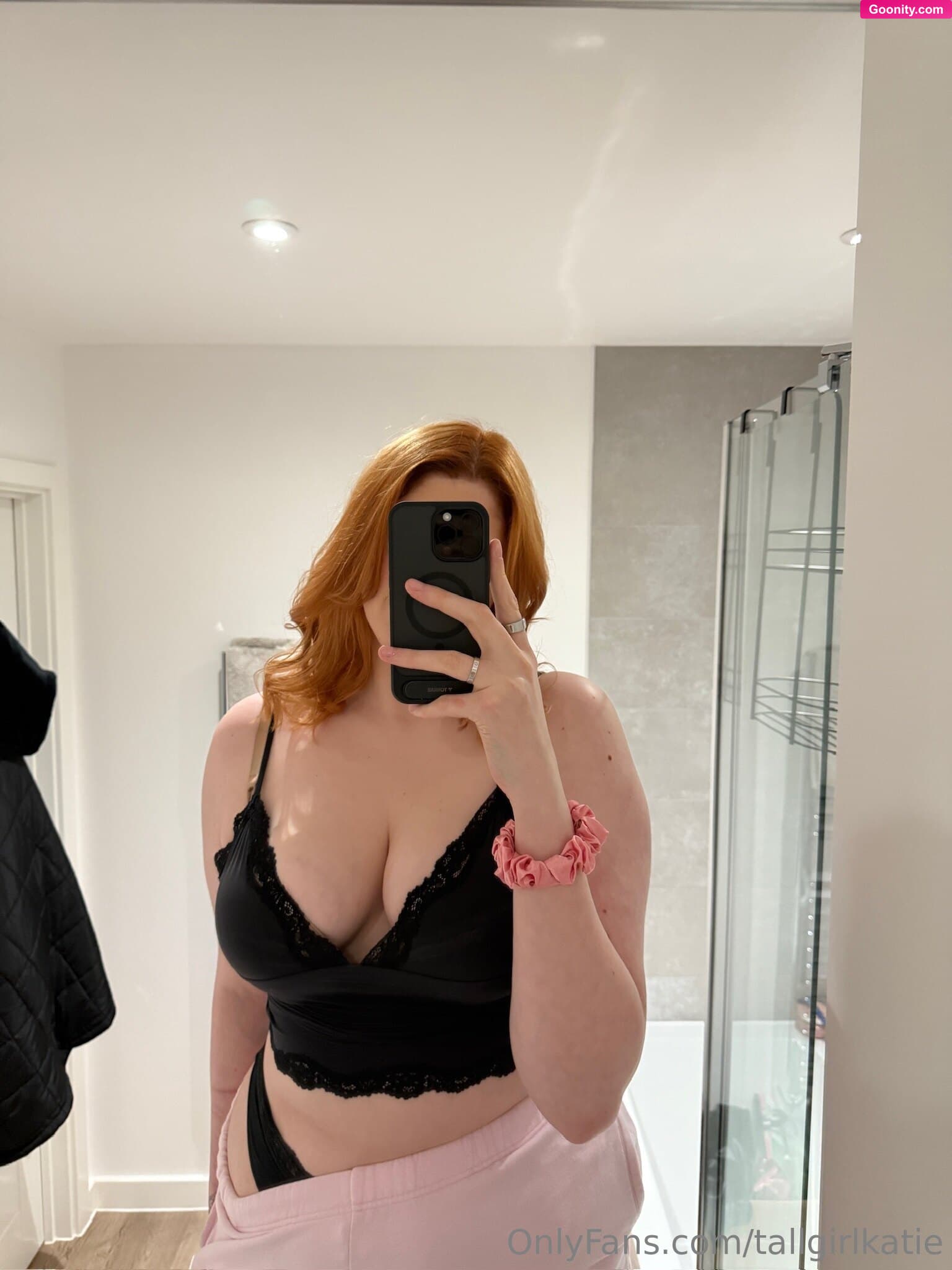 Katie | 6'9” on OnlyFans - Photo 73