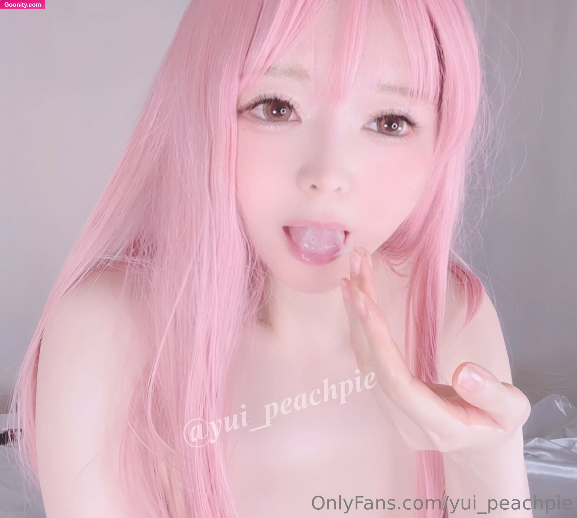 Yui Peachpie🍑(ゆい) on OnlyFans - 🫣🎬🎥Sneak Peek Photos❣️📸😋✨9 Photos 🫣🎬🎥明日の動画のチラ見せ❣️📸😋✨9枚 I have received many Hentai requests from you guys such as: 💝Footjob 💝Cum in mouth 💝Cow squat Those are included in my next Weekend Video🤭💕 My personal favorite is the lavender color stockings🥰❤️❤️ Stay tuned for tomorrow’s full length video❣️❣️ 最近色々なエッチなリクエストを頂きます🤭💕 💝足コキ 💝お口で精子ゴックン 💝杭打ち 明日はこれらが含まれた動画になります💕 ゆいはこの動画で薄紫のストッキングが気に入ってます🥰 明日の長編動画、楽しみにしててね💕