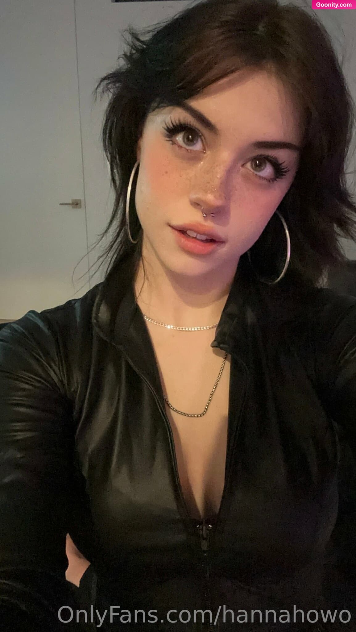 hannah on OnlyFans - leather just for u :3
