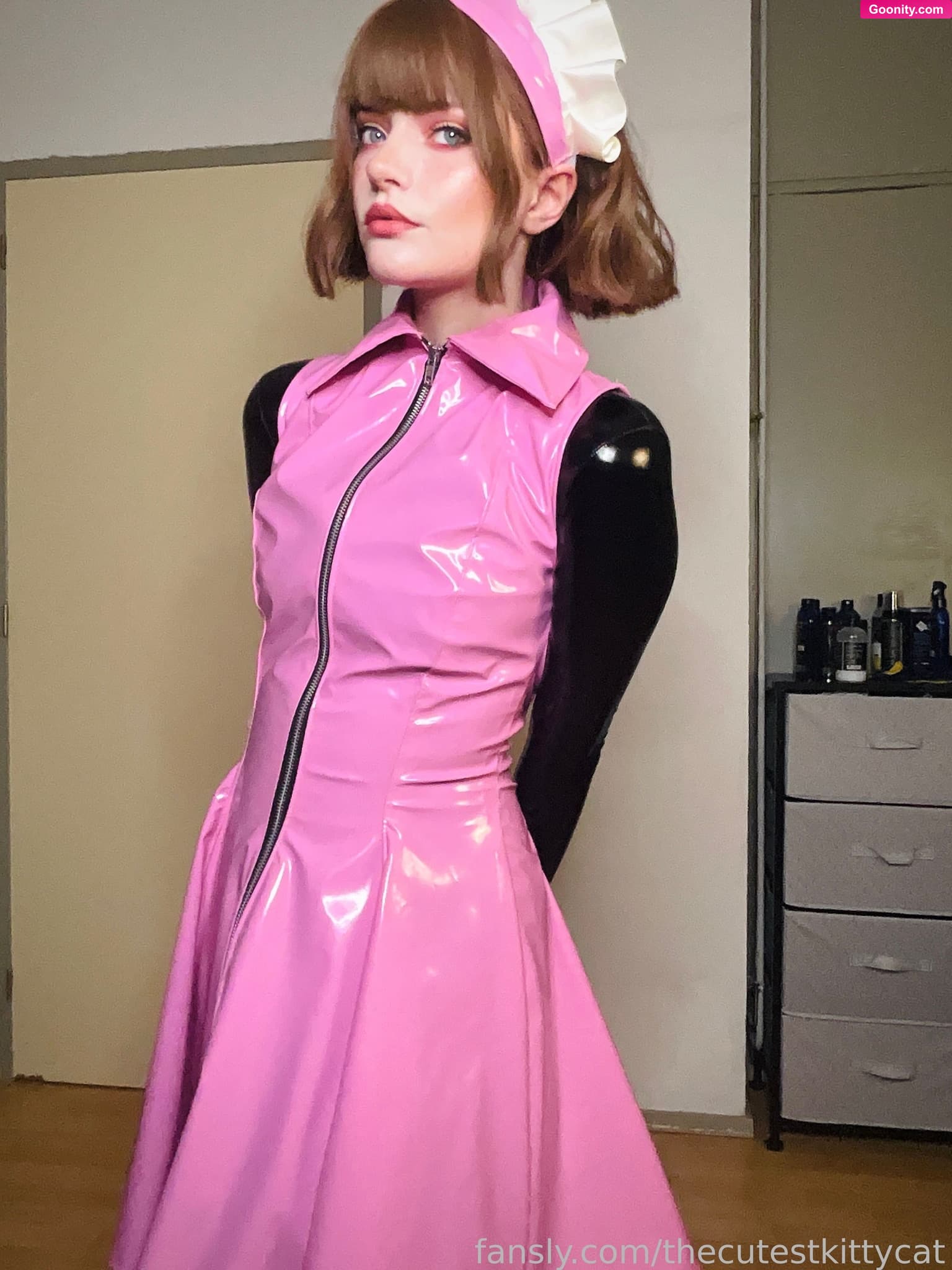 Misty silver on OnlyFans - PVC is one of the best things to exist!!! 🩷