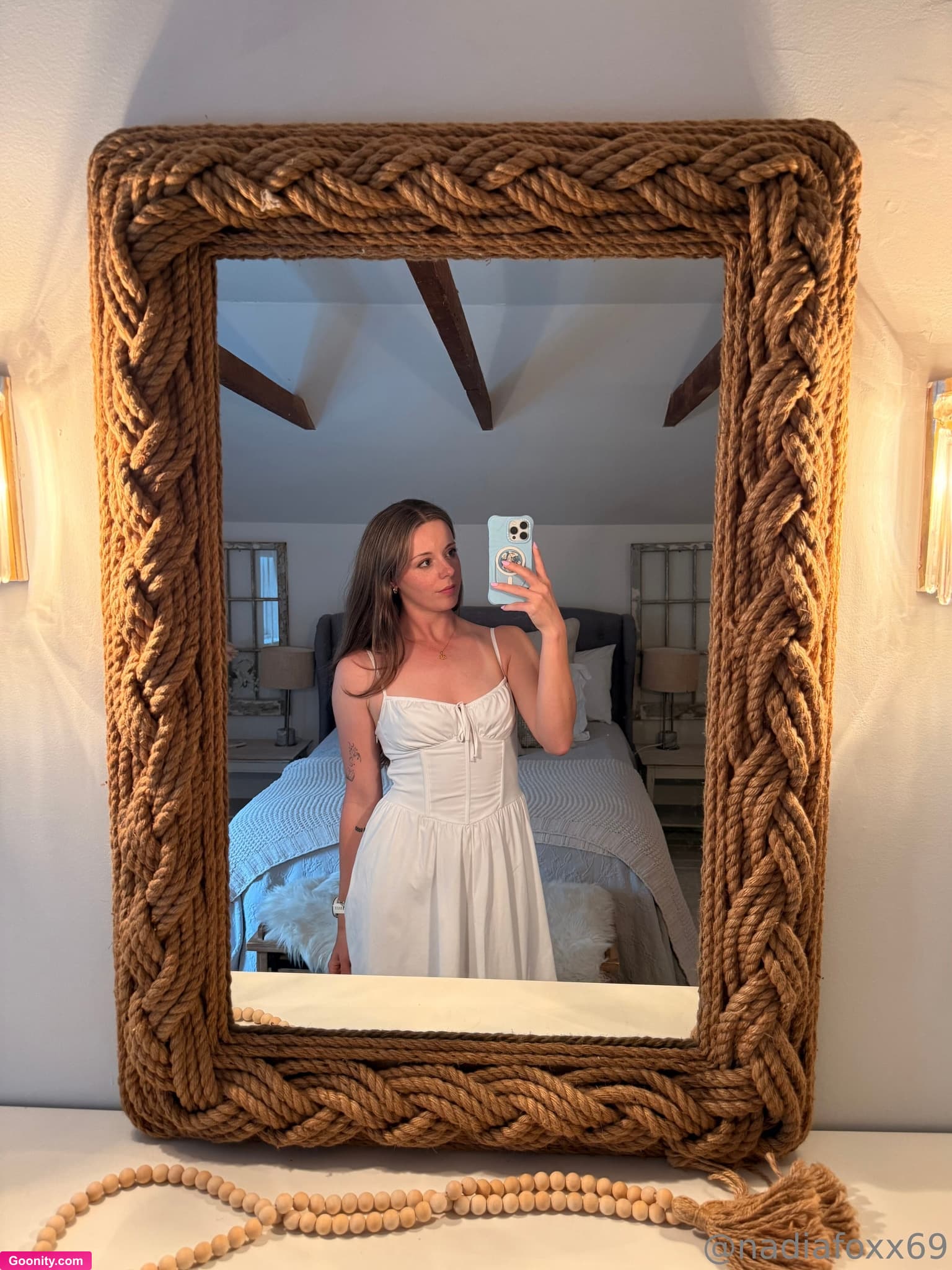 Nadia Foxx 🦊 on OnlyFans - 🤍happy monday🤍