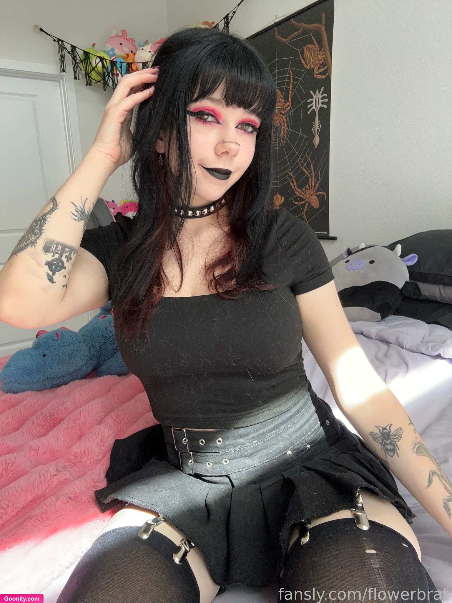 Brat on OnlyFans - These panties are soo cute, I love pulling them to the side to show you my pussy 🤭