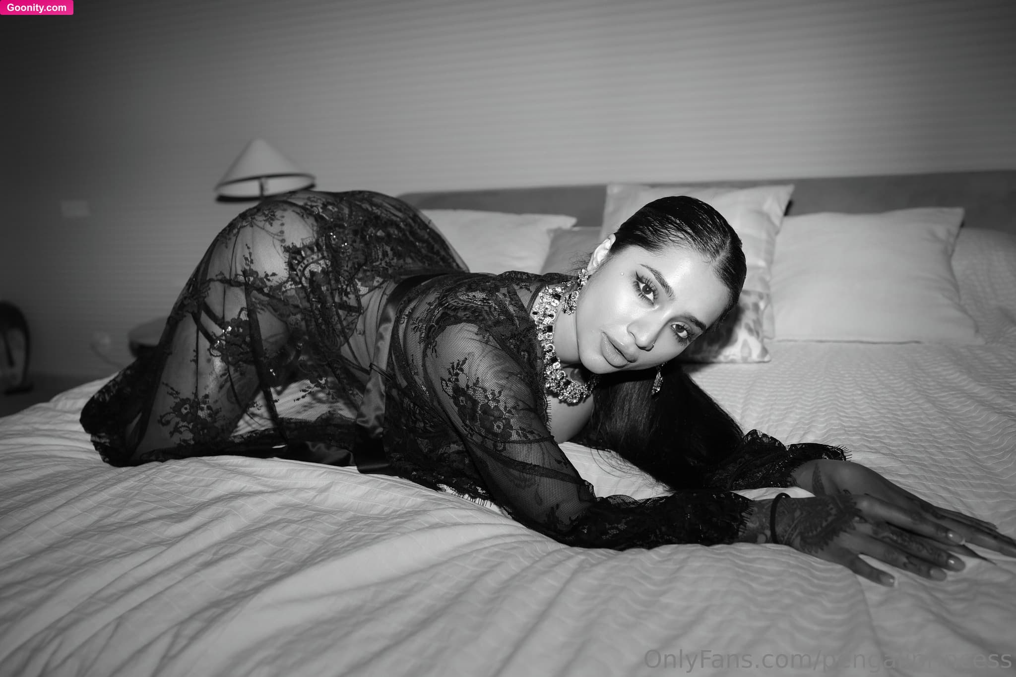 Yasmina Khan 💘 on OnlyFans - Best birthday ever 😏 IYKYK! ❤️