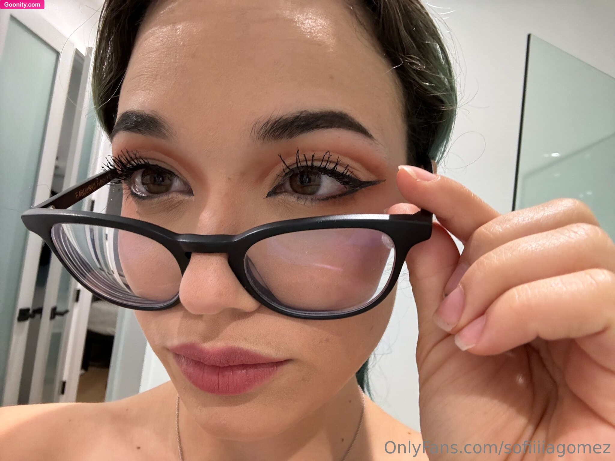 sofia gomez on OnlyFans - 。゚゚・。・゚゚。 ゚。 tgif. 。 ゚・。・゚