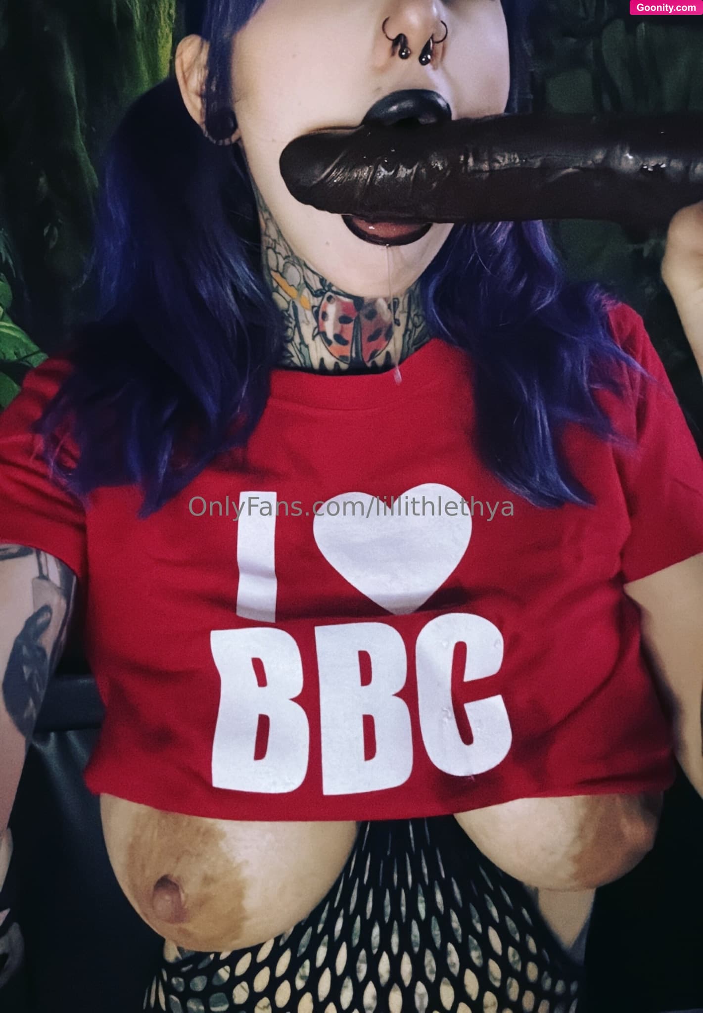Goth M0mmy Lilli on OnlyFans - Photo 145