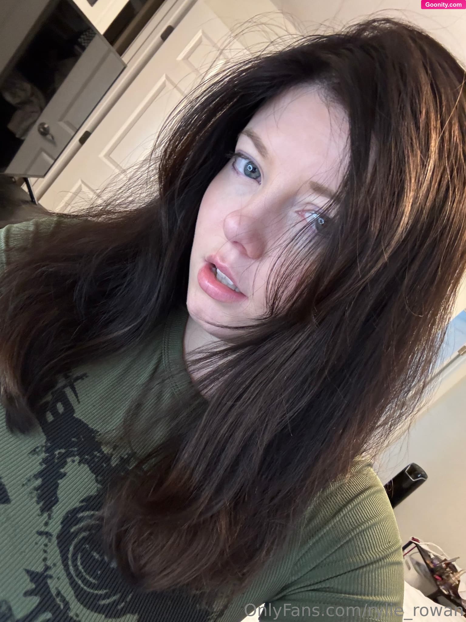 Rylie Rowan on OnlyFans - Sorry it’s been a minute 😫