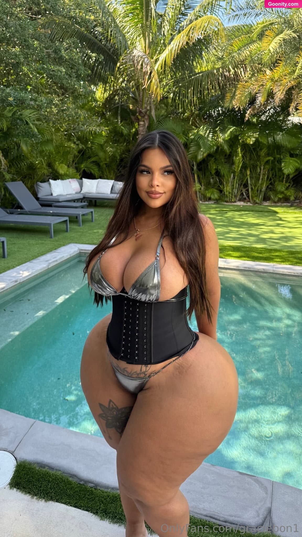GRACIEBON on OnlyFans - Can you carry all of this ass? 😈