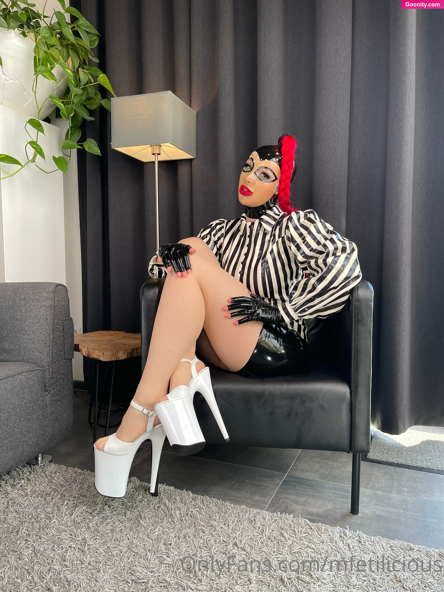 Miss Fetilicious on OnlyFans - Lounging around at Sauerland weekend in my stylish black and white latex.