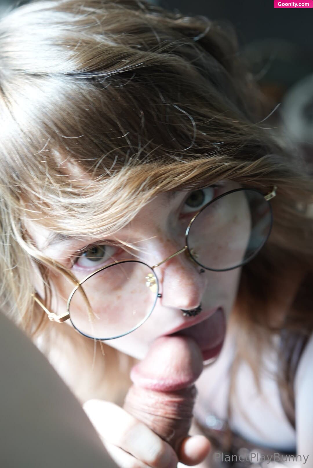 🌲 • 🐰 Bunny Boy 🐰 •🌲 HE/THEY on OnlyFans - Can I have a taste, please? ✨💜
