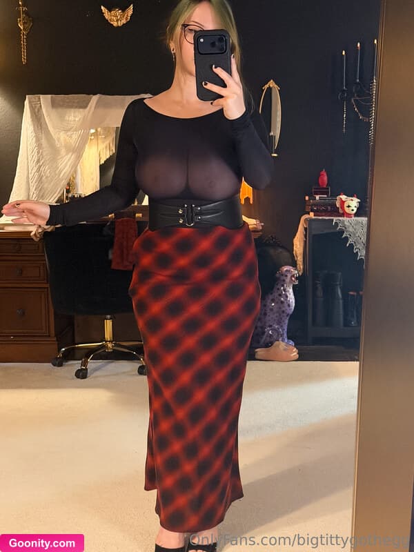 Big Titty Goth Egg on OnlyFans - Photo 633