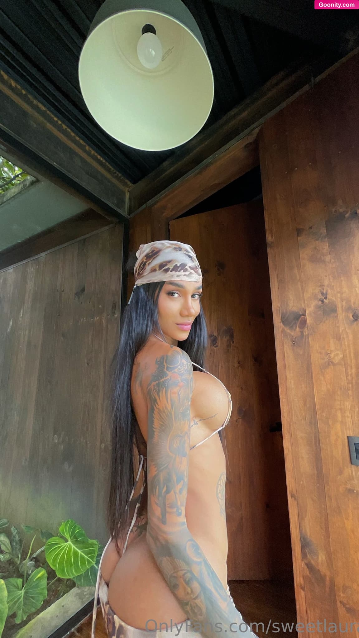 Laura Saenz on OnlyFans - Photo 103
