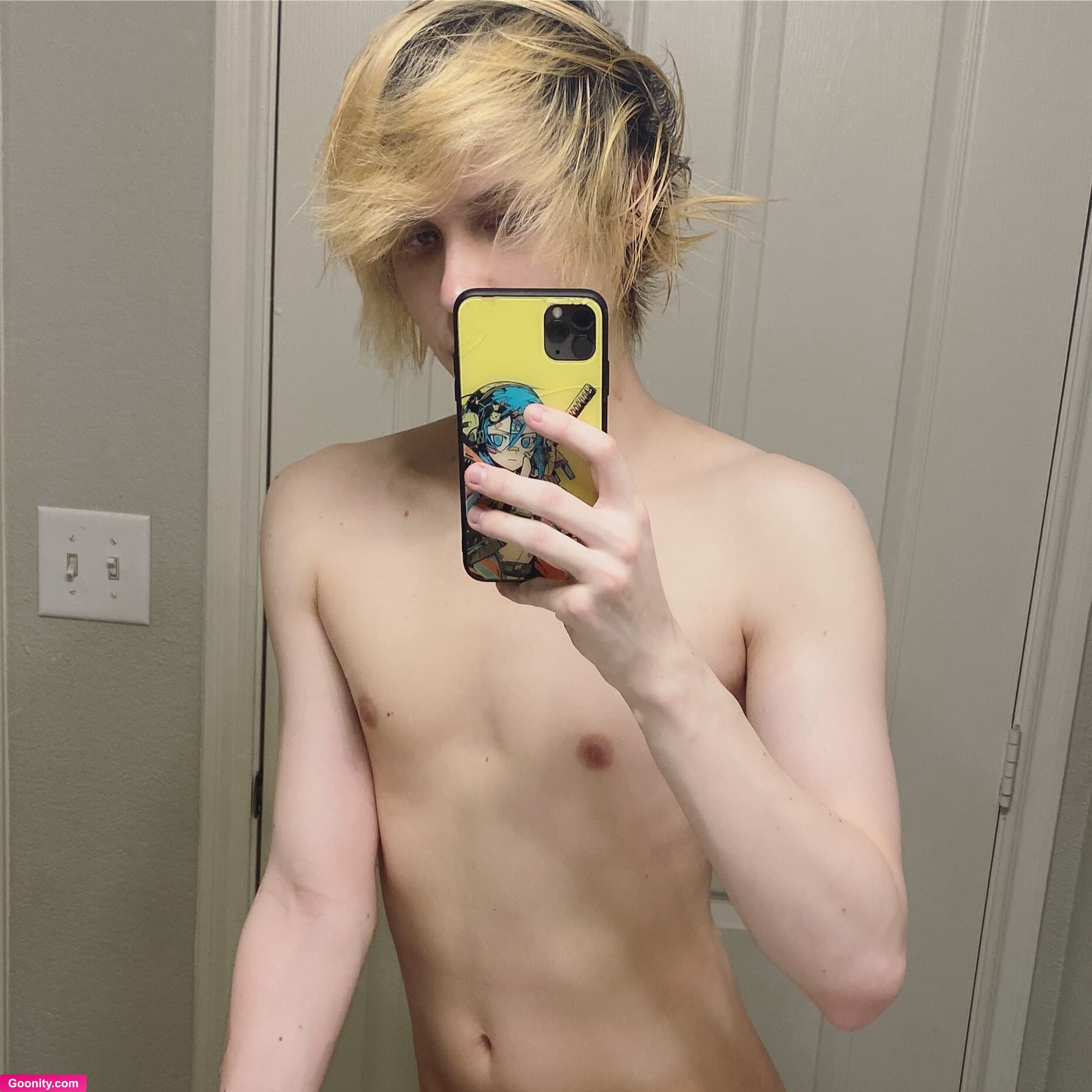 cutesy ♡ on OnlyFans - getting ready for our date <3